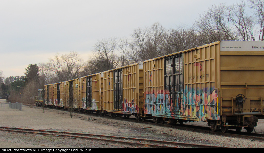 Ohio South Central Railroad (OSCR) train